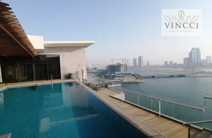 Penthouse - 6 Bedrooms - 7 Bathrooms for rent in Reef Island - Capital Governorate