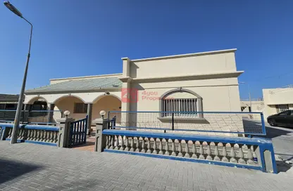 Villa - 3 Bedrooms - 3 Bathrooms for rent in Salmaniya - Manama - Capital Governorate