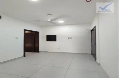 Apartment - 2 Bedrooms - 2 Bathrooms for rent in Diraz - Northern Governorate