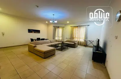 Apartment - 2 Bedrooms - 2 Bathrooms for rent in Al Juffair - Capital Governorate