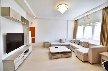 Apartment - 1 Bedroom - 2 Bathrooms for rent in Seef - Capital Governorate