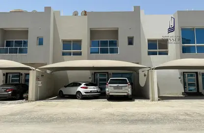 Villa - 4 Bedrooms - 4 Bathrooms for sale in Tubli - Central Governorate