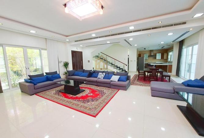 Villa - 4 Bedrooms - 4 Bathrooms for rent in Saar - Northern Governorate