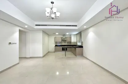 Apartment - 2 Bedrooms - 2 Bathrooms for rent in Seef - Capital Governorate