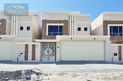 Villa - 4 Bedrooms - 6 Bathrooms for sale in Dumistan - Northern Governorate