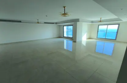 Apartment - 4 Bedrooms - 4 Bathrooms for sale in Hidd - Muharraq Governorate