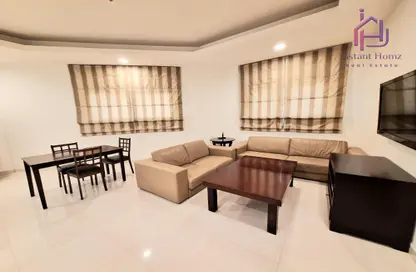 Apartment - 2 Bedrooms - 2 Bathrooms for rent in Janabiya - Northern Governorate