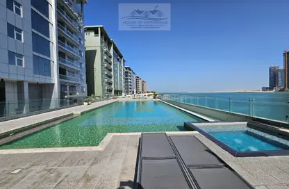 Apartment - 3 Bedrooms - 5 Bathrooms for sale in Reef Island - Capital Governorate