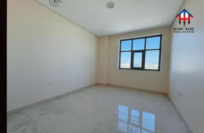 Office Space - Studio - 2 Bathrooms for rent in Tubli - Central Governorate