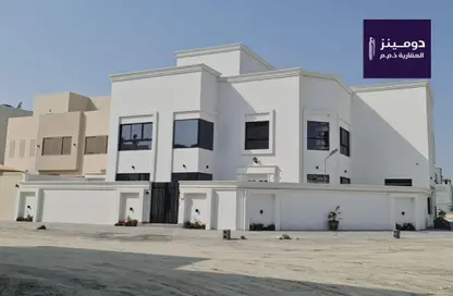 Villa - 4 Bedrooms - 7 Bathrooms for sale in Hidd - Muharraq Governorate