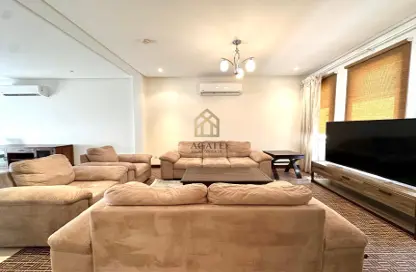 Villa - 4 Bedrooms - 6 Bathrooms for rent in Diyar Al Muharraq - Muharraq Governorate