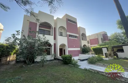 Villa - 4 Bedrooms - 4 Bathrooms for rent in Saar - Northern Governorate