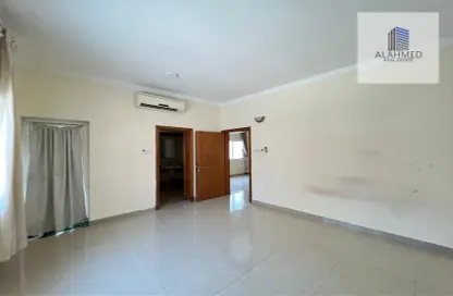 Apartment - 2 Bedrooms - 3 Bathrooms for rent in Hidd - Muharraq Governorate