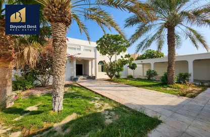 Villa - 5 Bedrooms - 6 Bathrooms for rent in Saar - Northern Governorate