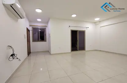 Apartment - 3 Bedrooms - 2 Bathrooms for rent in Hidd - Muharraq Governorate