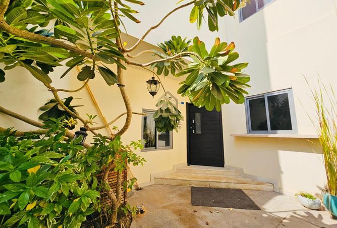 Villa - 3 Bedrooms - 5 Bathrooms for rent in Amwaj Avenue - Amwaj Islands - Muharraq Governorate