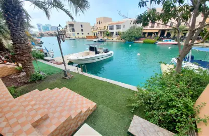 Villa - 2 Bedrooms - 2 Bathrooms for sale in Al Marsa Floating City - Amwaj Islands - Muharraq Governorate