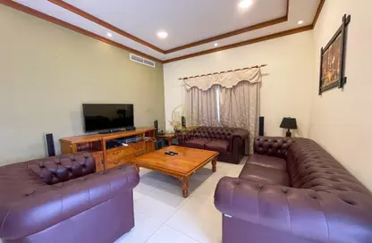 Villa - 3 Bedrooms - 3 Bathrooms for rent in Al Juffair - Capital Governorate