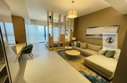 Apartment - 1 Bathroom for rent in Reef Island - Capital Governorate