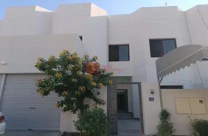 Villa - 4 Bedrooms - 4 Bathrooms for rent in Tubli - Central Governorate