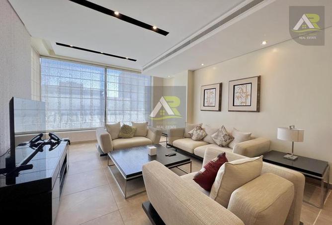 Apartment - 2 Bedrooms - 3 Bathrooms for rent in Sanabis - Manama - Capital Governorate