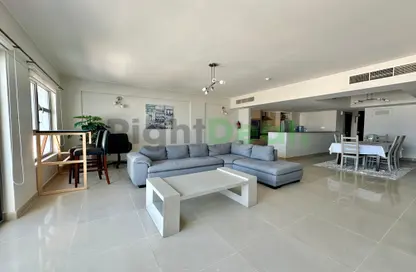 Apartment - 2 Bedrooms - 2 Bathrooms for rent in Tala Island - Amwaj Islands - Muharraq Governorate