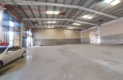 Warehouse - Studio - 2 Bathrooms for rent in Hidd - Muharraq Governorate