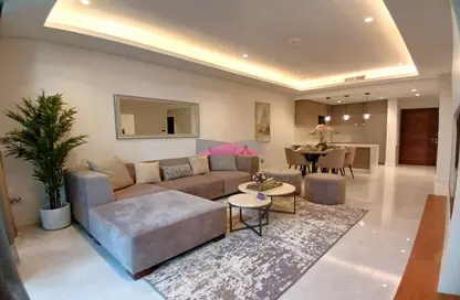 Apartment - 2 Bedrooms - 3 Bathrooms for rent in Canal View - Dilmunia Island - Muharraq Governorate