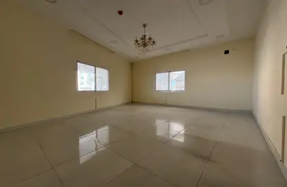 Apartment - 2 Bedrooms - 2 Bathrooms for rent in Hidd - Muharraq Governorate