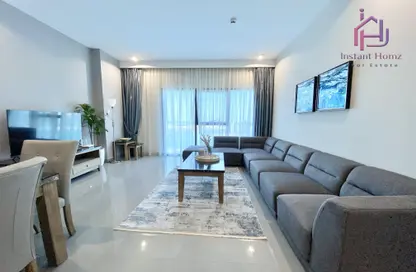 Apartment - 2 Bedrooms - 2 Bathrooms for rent in Sanabis - Manama - Capital Governorate