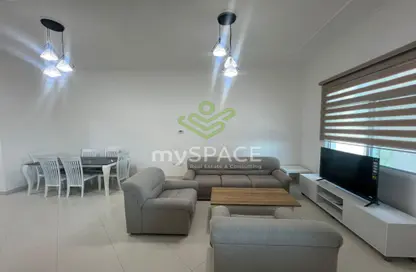 Apartment - 1 Bedroom - 1 Bathroom for rent in Al Burhama - Manama - Capital Governorate