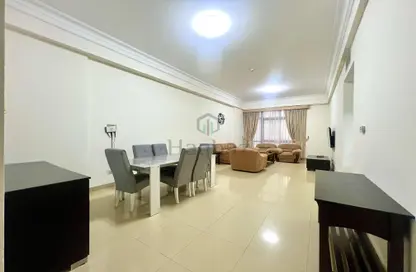 Apartment - 3 Bedrooms - 3 Bathrooms for rent in Sanabis - Manama - Capital Governorate