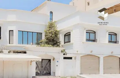 Villa - 6 Bedrooms for sale in Arad - Muharraq Governorate