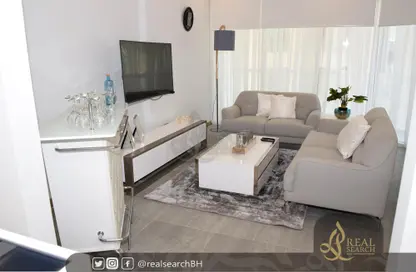 Apartment - 3 Bedrooms - 4 Bathrooms for rent in Al Juffair - Capital Governorate