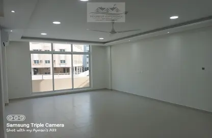 Empty Room image for: Apartment - 5 Bedrooms - 5 Bathrooms for sale in Hidd - Muharraq Governorate, Image 1