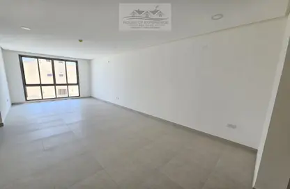 Apartment - 3 Bedrooms - 4 Bathrooms for sale in Galali - Muharraq Governorate