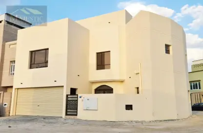 Villa - 4 Bedrooms - 6 Bathrooms for sale in Malkiyah - Northern Governorate