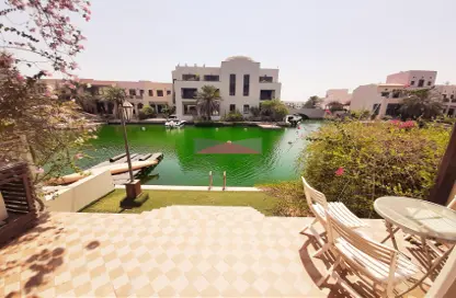 Villa - 2 Bedrooms - 2 Bathrooms for rent in Al Marsa Floating City - Amwaj Islands - Muharraq Governorate