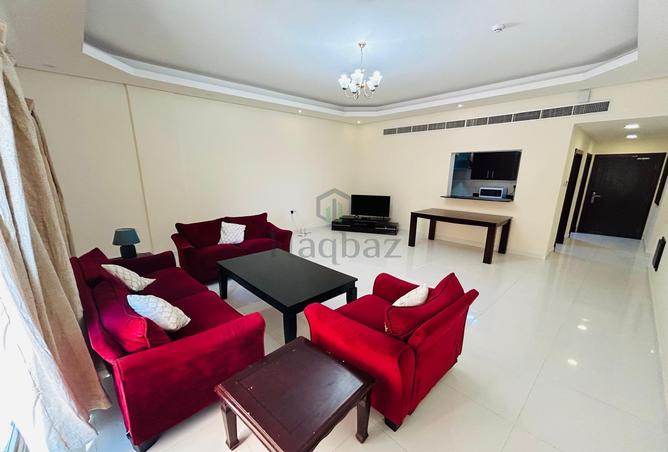 Apartment - 2 Bedrooms - 3 Bathrooms for rent in Al Burhama - Manama - Capital Governorate