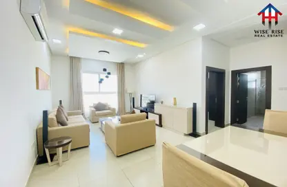 Apartment - 2 Bedrooms - 2 Bathrooms for rent in Mahooz - Manama - Capital Governorate