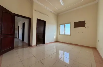 Apartment - 2 Bedrooms - 2 Bathrooms for rent in Al Bahair - Riffa - Southern Governorate