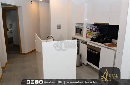 Apartment - 3 Bedrooms - 4 Bathrooms for sale in Al Juffair - Capital Governorate