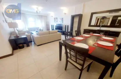 Apartment - 2 Bedrooms - 2 Bathrooms for rent in Busaiteen - Muharraq Governorate