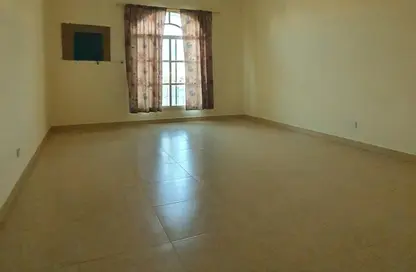 Apartment - 4 Bedrooms - 3 Bathrooms for rent in Hidd - Muharraq Governorate