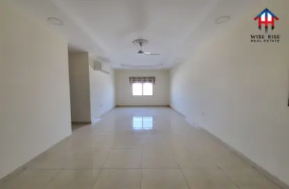 Apartment - 2 Bedrooms - 2 Bathrooms for rent in Galali - Muharraq Governorate