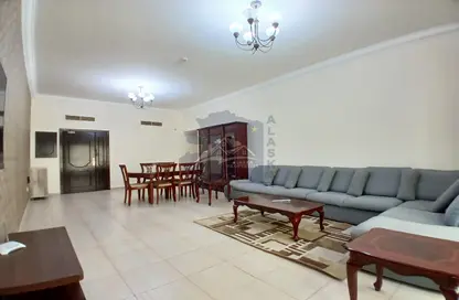 Apartment - 2 Bedrooms - 3 Bathrooms for rent in Al Juffair - Capital Governorate