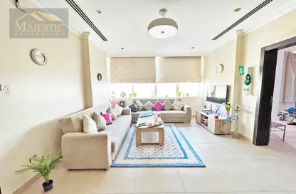 Apartment - 1 Bedroom - 1 Bathroom for sale in Al Juffair - Capital Governorate