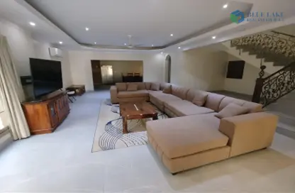 Villa - 4 Bedrooms - 4 Bathrooms for rent in Al Juffair - Capital Governorate