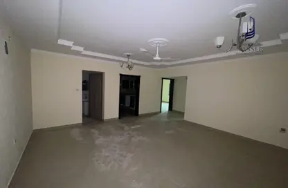 Apartment - 2 Bedrooms - 2 Bathrooms for rent in Muharraq - Muharraq Governorate