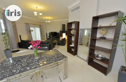 Apartment - 2 Bedrooms - 3 Bathrooms for sale in Al Juffair - Capital Governorate